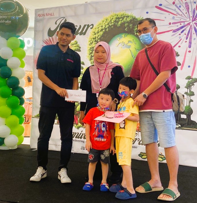 Handal Indah Showcases New BAS.MY J11 Route at AEON Dato’ Onn