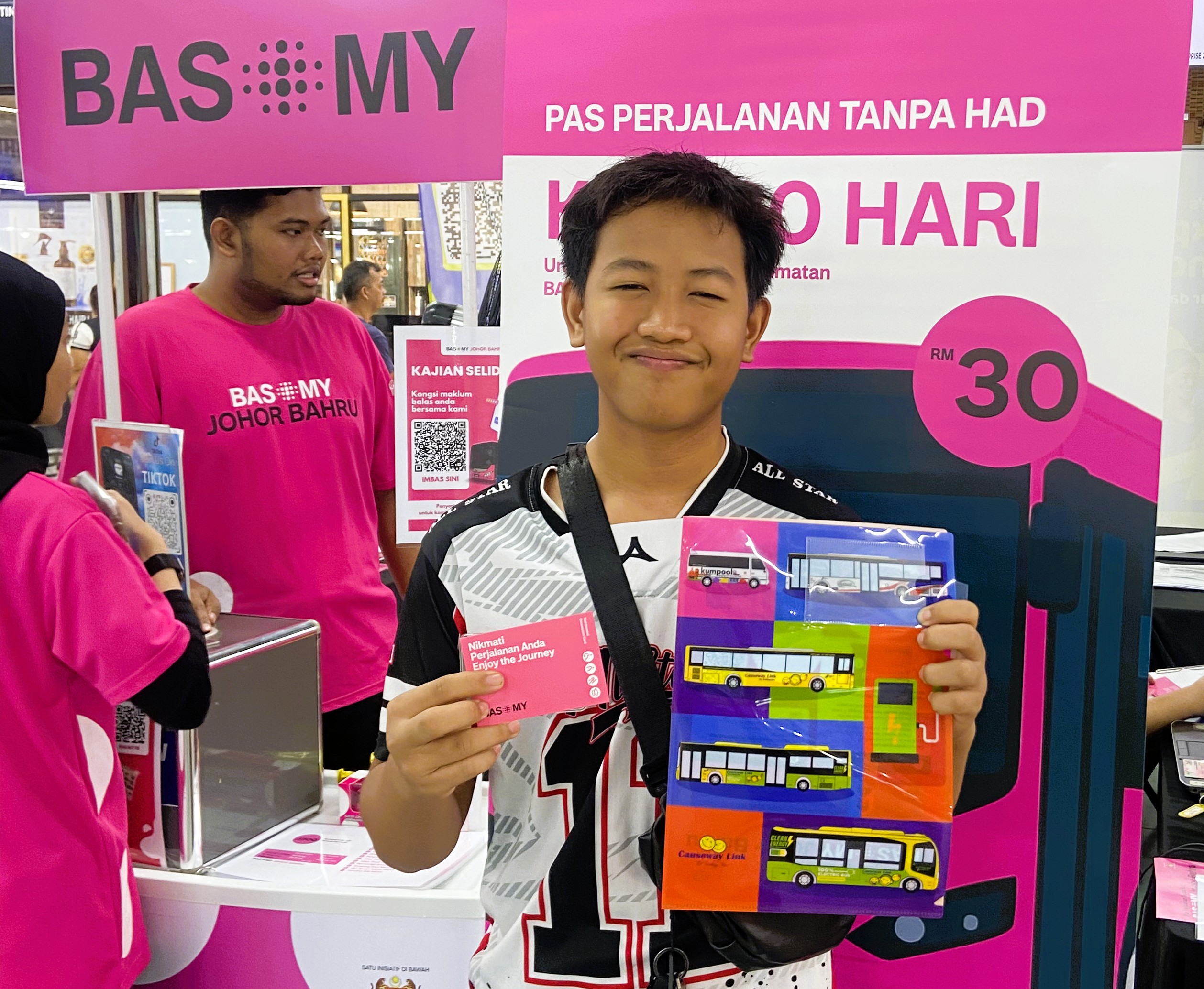 Handal Indah Opens Kad Konsesi & Kad 30 Hari Registration at S’MART Pandan